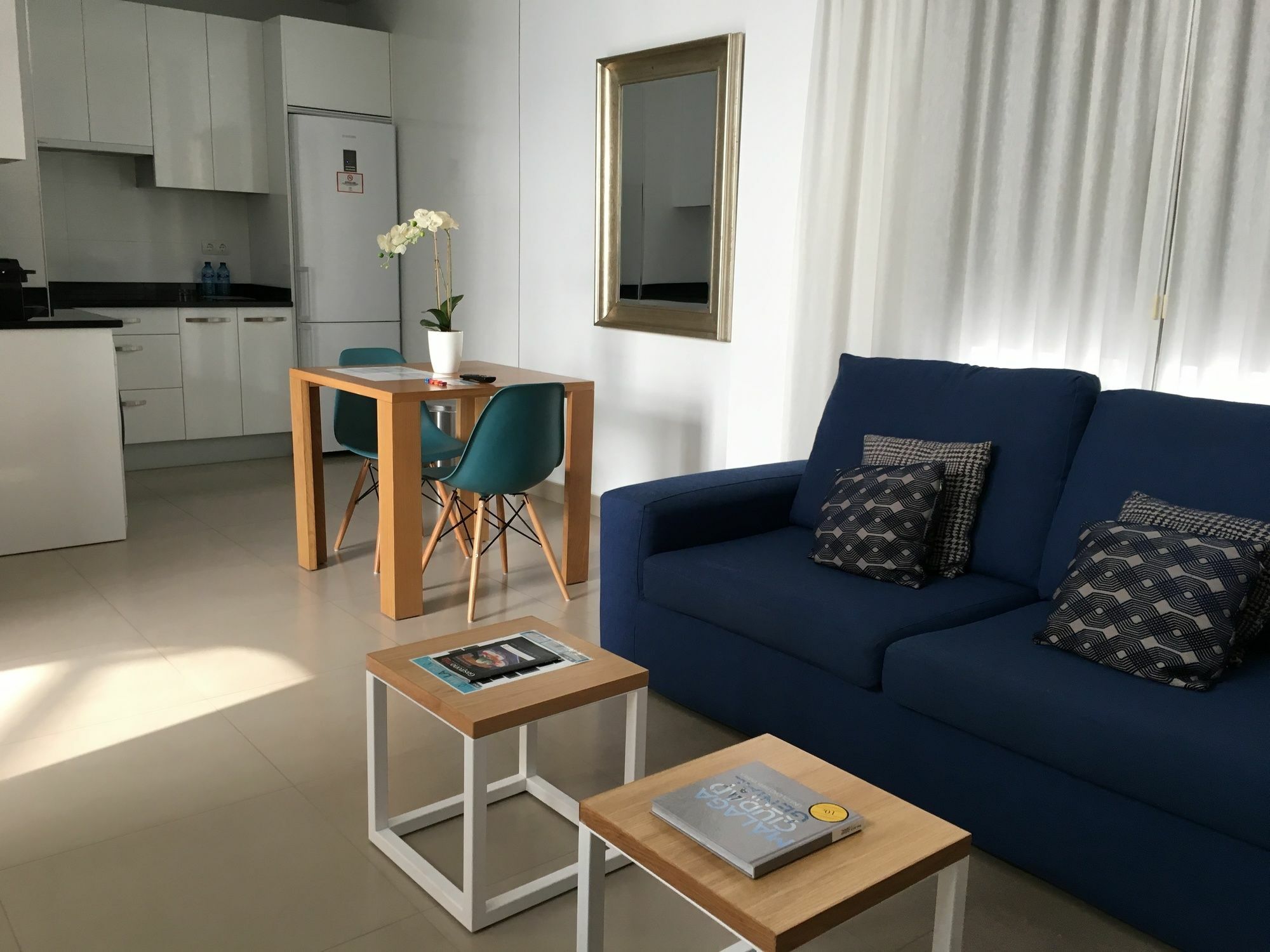 Suites Del Pintor Málaga Extérieur photo